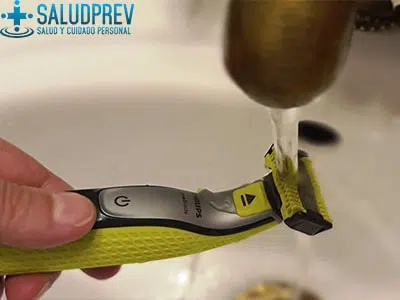 máquina de barbear à prova de água